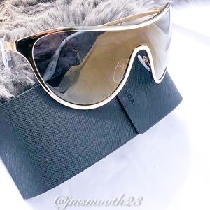 🆕 Prada Gold shield unisex Sunglasses made in Italy